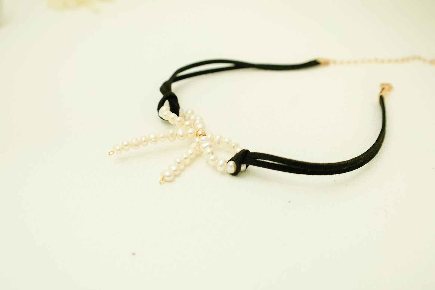 Freshwater Pearl Bow Choker - Crafted with Brass