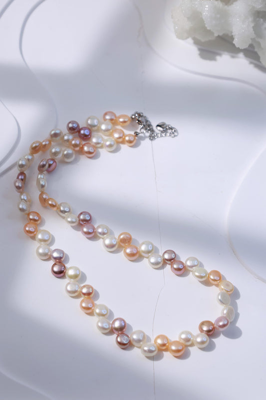 Woven Pearl Lace Ombre Choker