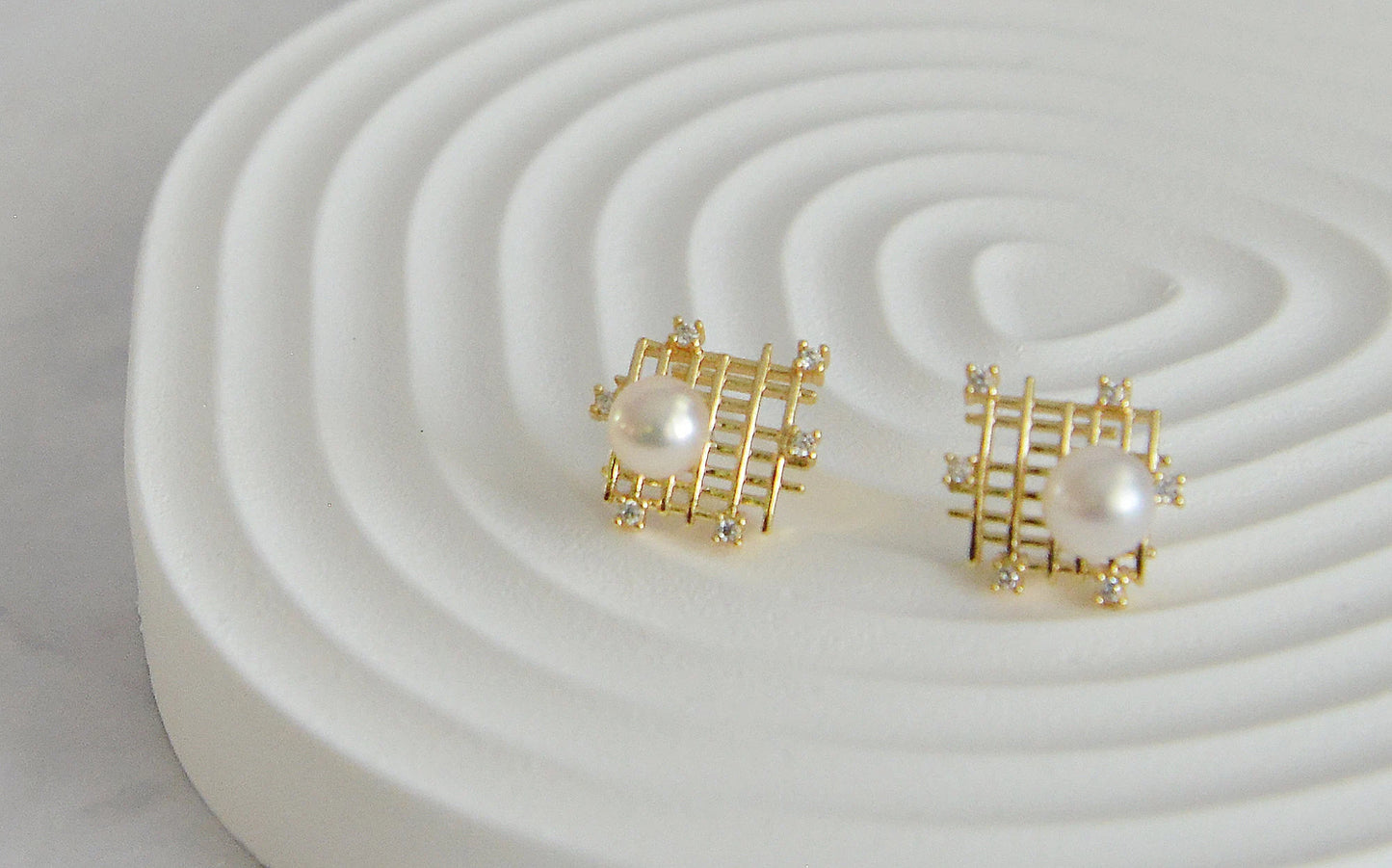 Handmade Bird Nest Earrings/ Brass Nest Earrings/Genuine Pearl