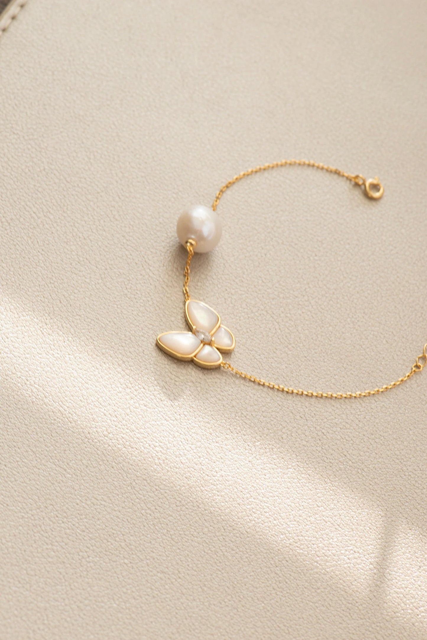 Handmade Gold Butterfly Freshwater Pearl Necklace & Bracelet Set