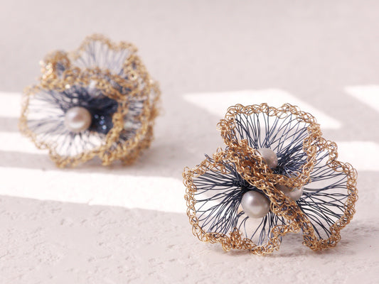 Blue Pansy Flower Pearl Jewelry Set – Detachable Necklace & Matching Studs