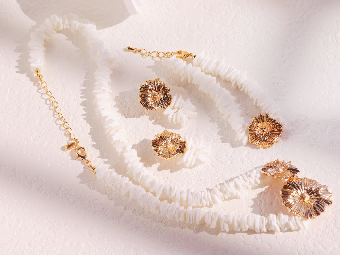 Summer Daisy Shell Jewelry Set – Beaded Necklace, Bracelet & Earrings