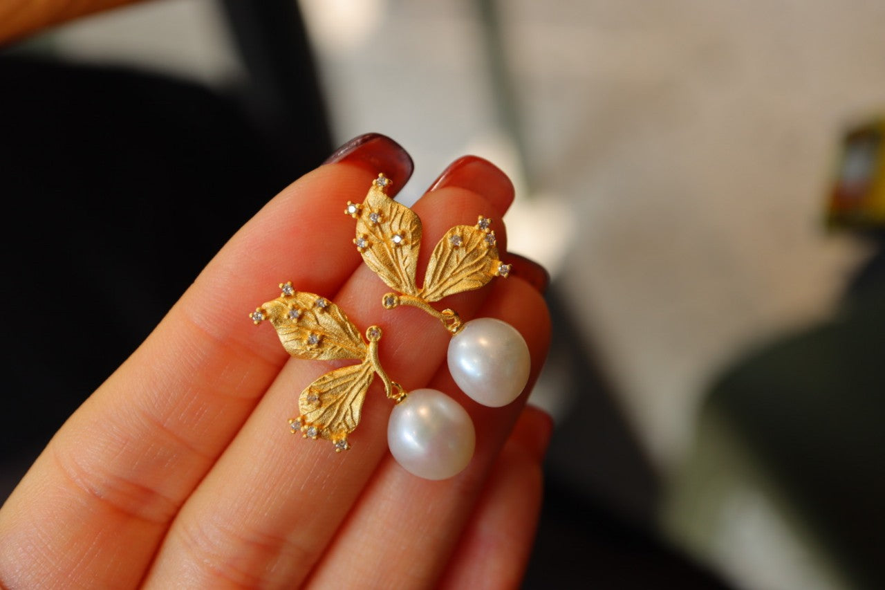 Baroque Butterfly Shape Gold Planted Sterling Silver Earings with Pearl