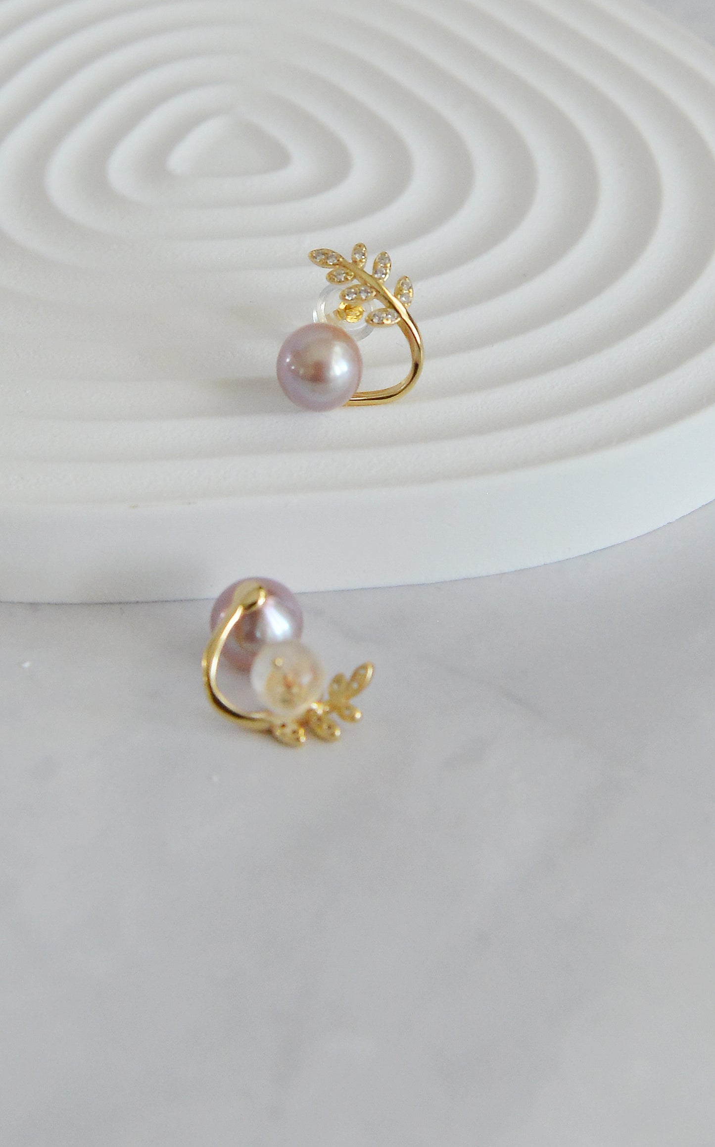 Natural Pearl on Olive Leaves Stud Earrings, 18K Gold Plated Sterling Silver, Pearls Wedding Earrings/Dainty Purple Pearls Earrings/