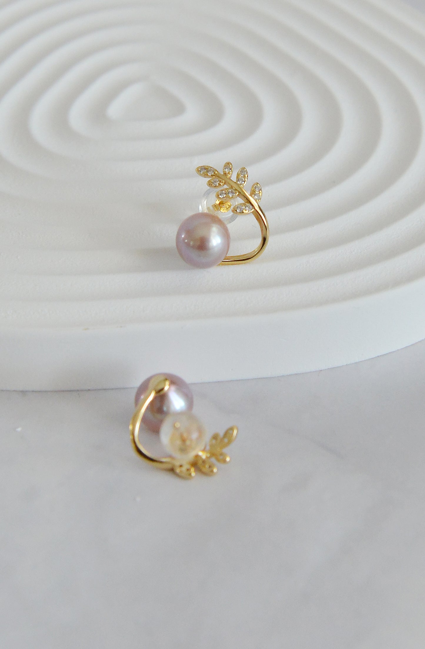 Natural Pearl on Olive Leaves Stud Earrings, 18K Gold Plated Sterling Silver, Pearls Wedding Earrings/Dainty Purple Pearls Earrings/