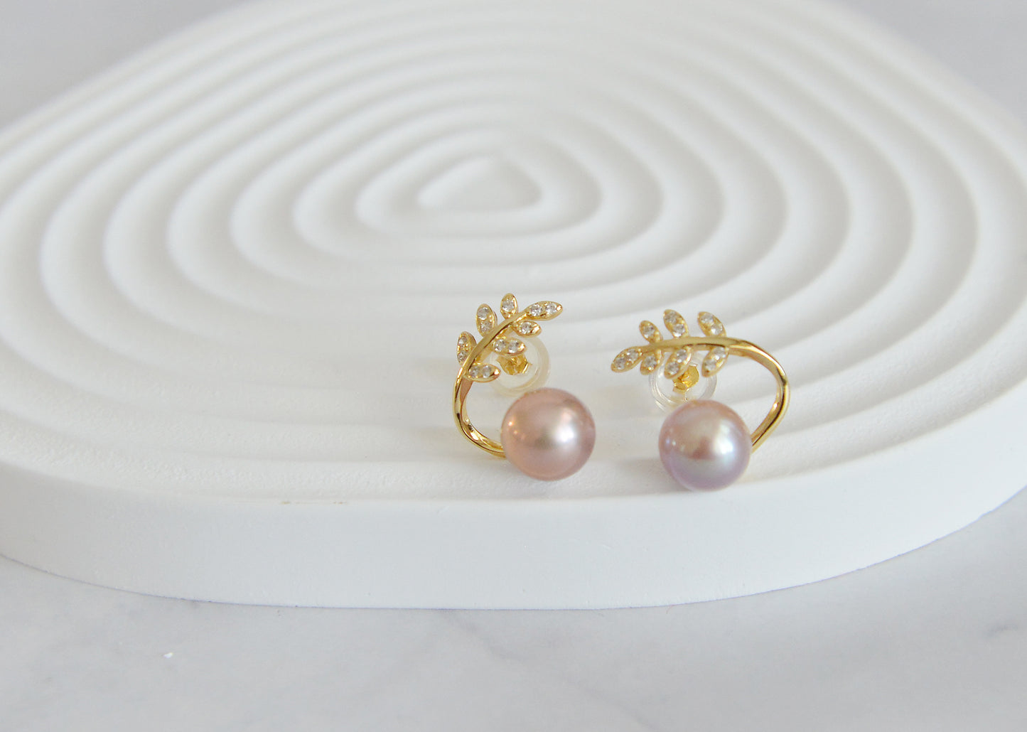 Natural Pearl on Olive Leaves Stud Earrings, 18K Gold Plated Sterling Silver, Pearls Wedding Earrings/Dainty Purple Pearls Earrings/