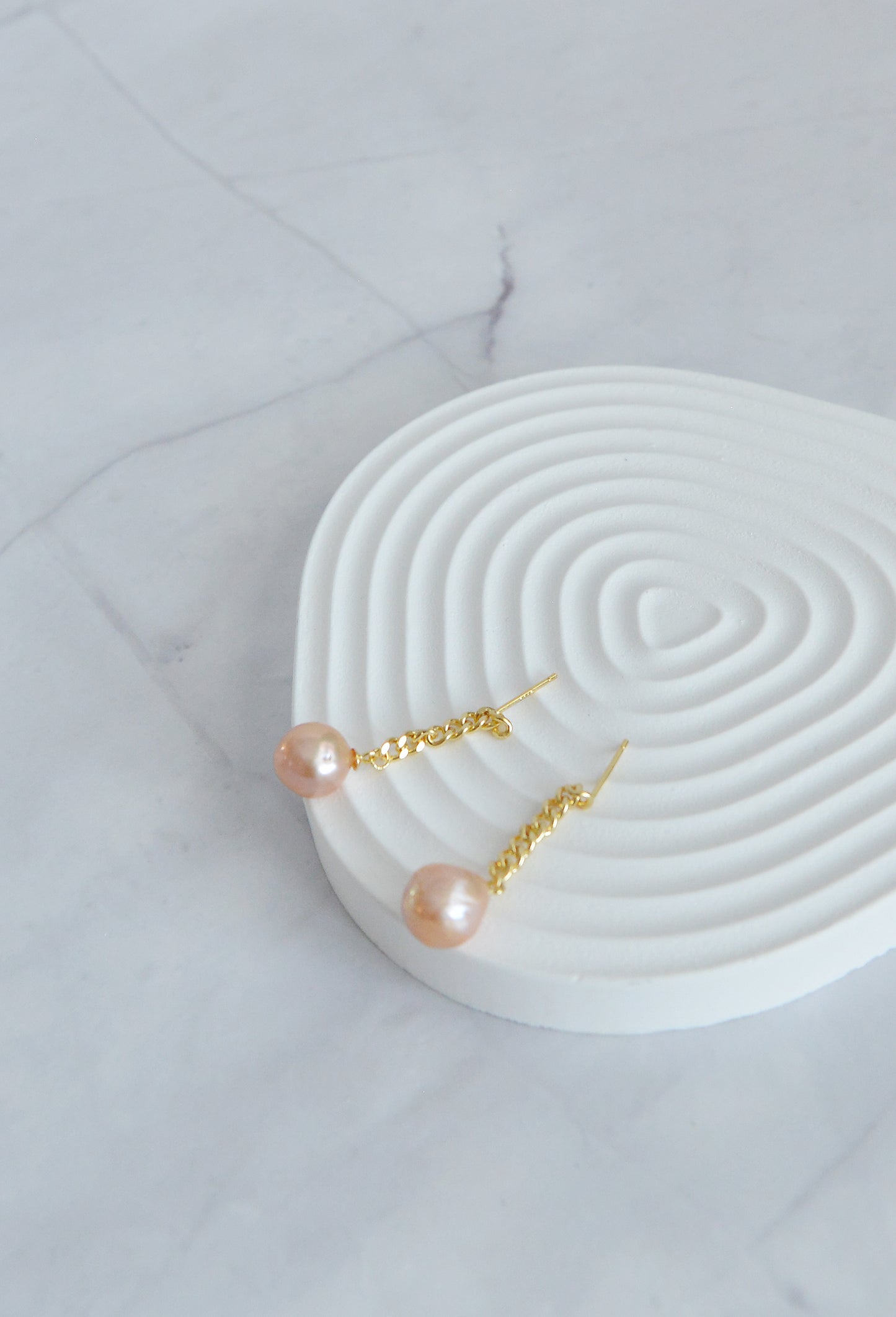 Handmade Natural Pearl Gold Chain Drop Earrings, 18K Gold Plated Sterling Silver, Pearls Wedding Earrings/Dainty Orange Pearls Earrings/