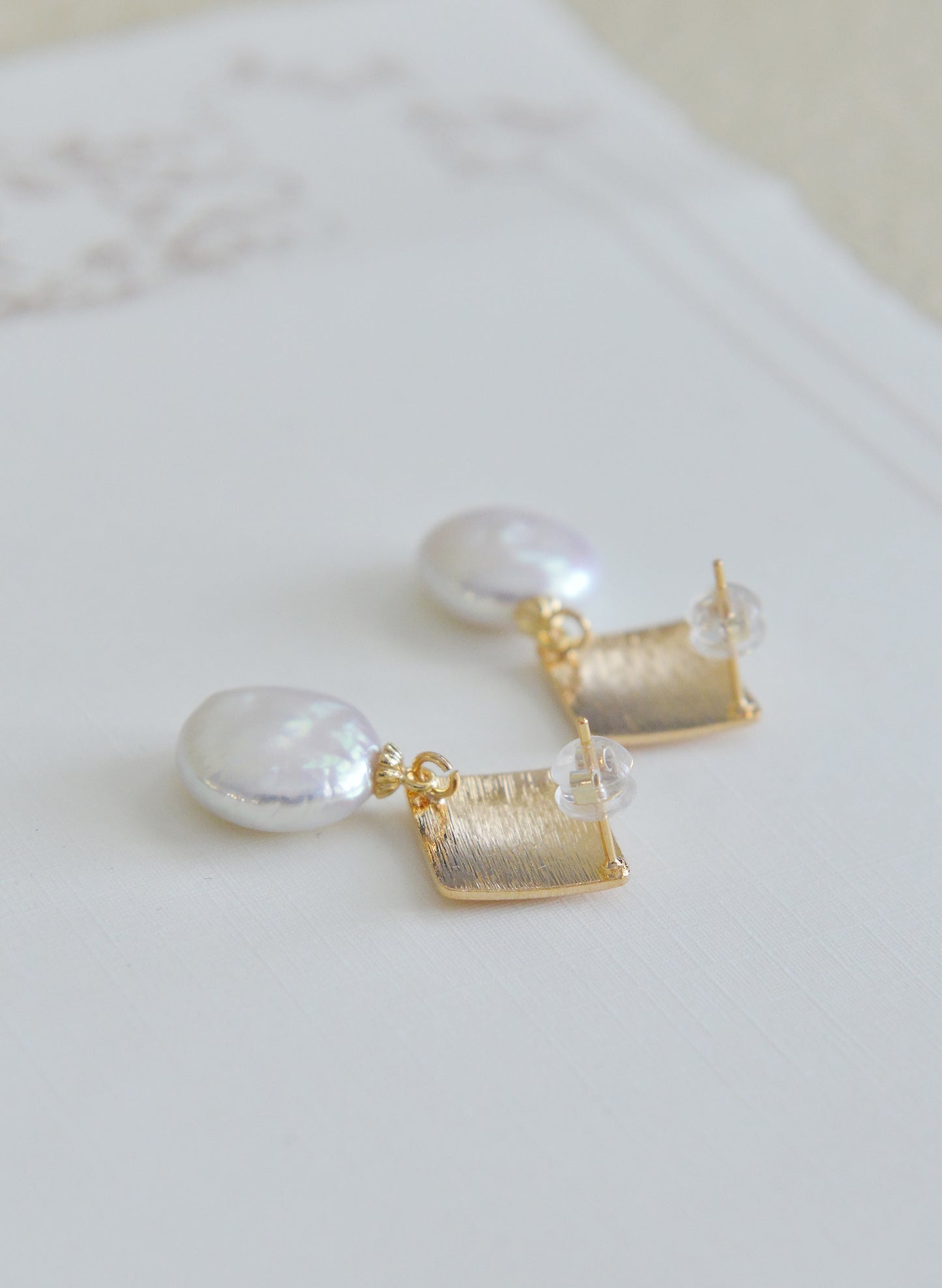 Handmade freshwater pearl Earrings/Natural Baroque Pearl Earrings/14K Gold Filled/wedding earring/real pearl earrings/AAA pearl/Bride choice