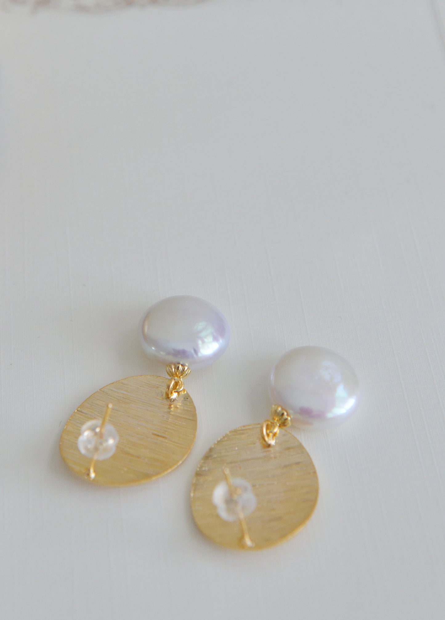 Handmade freshwater pearl Earrings/Natural Button pearl Earrings/14K Gold Filled/wedding earring/real pearl earrings/AAAA pearl/Bride choice