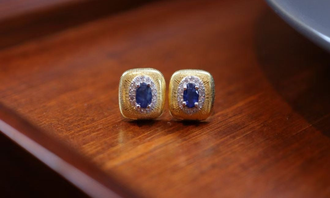 Vintage natural sapphire stud earrings / openwork carved texture earrings