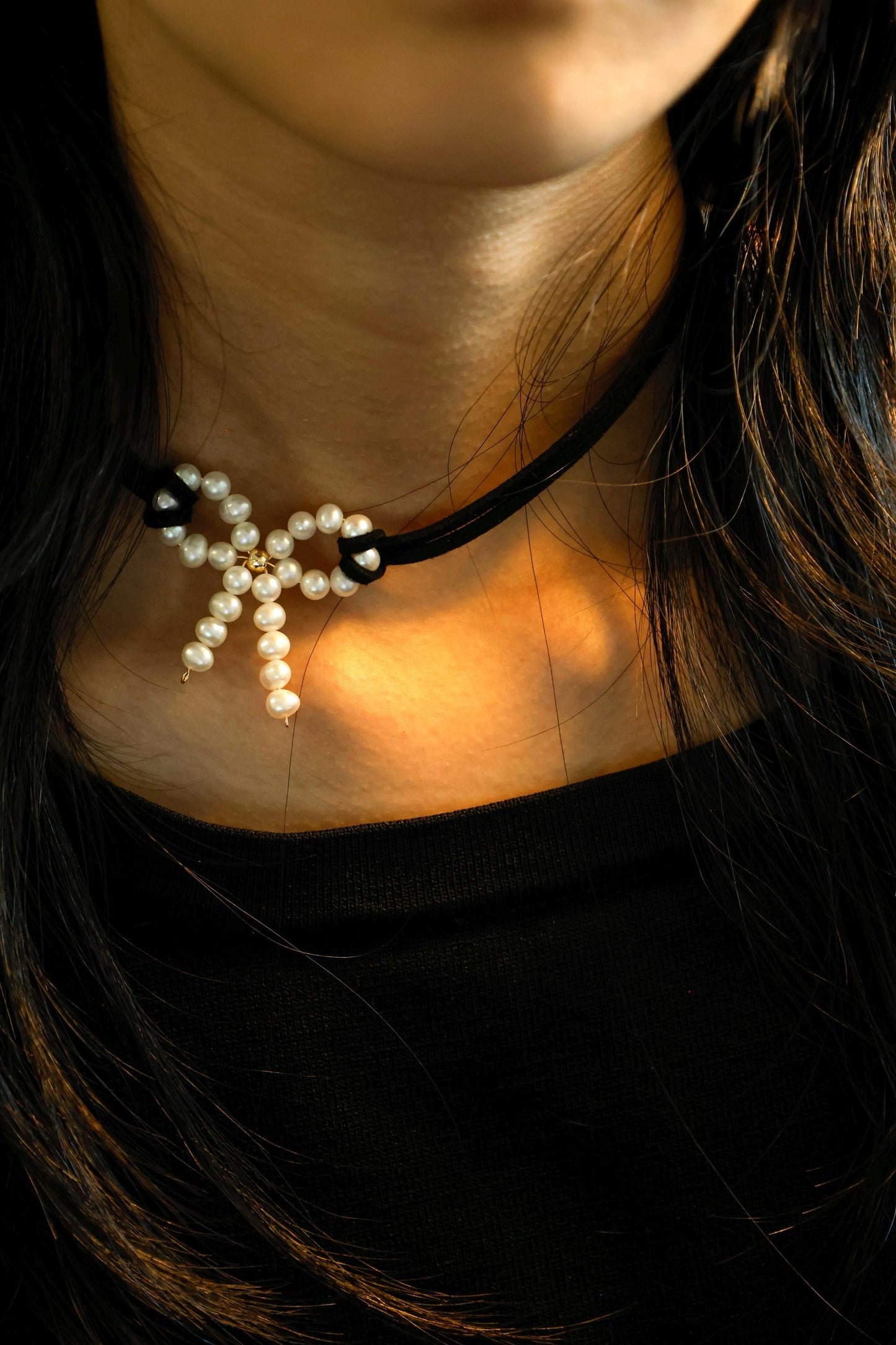 Freshwater Pearl Bow Choker - Crafted with Brass