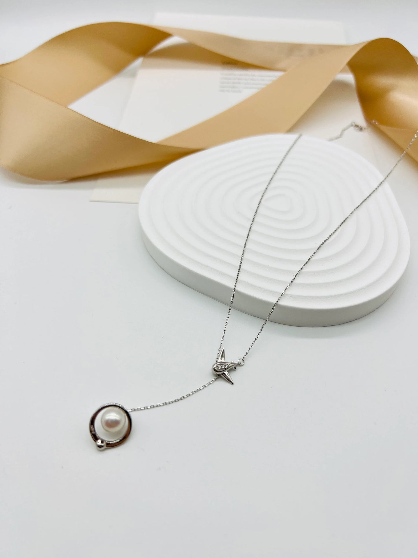 Handmade freshwater Pearl Jewelry/Cute Airplane  Pendent/Cute