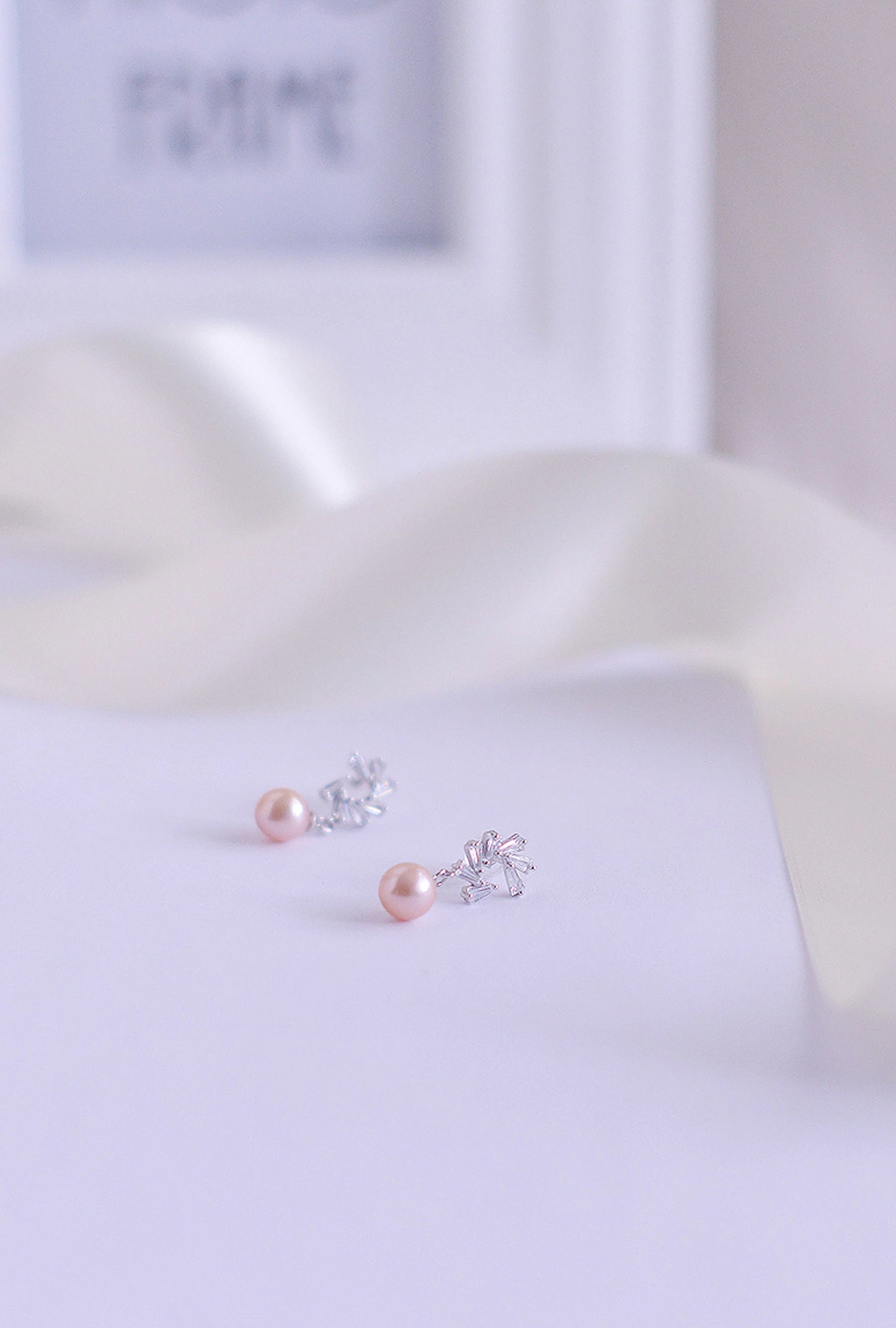 Handmade   freshwater pearl drop Earring/Exquisite Minimalist