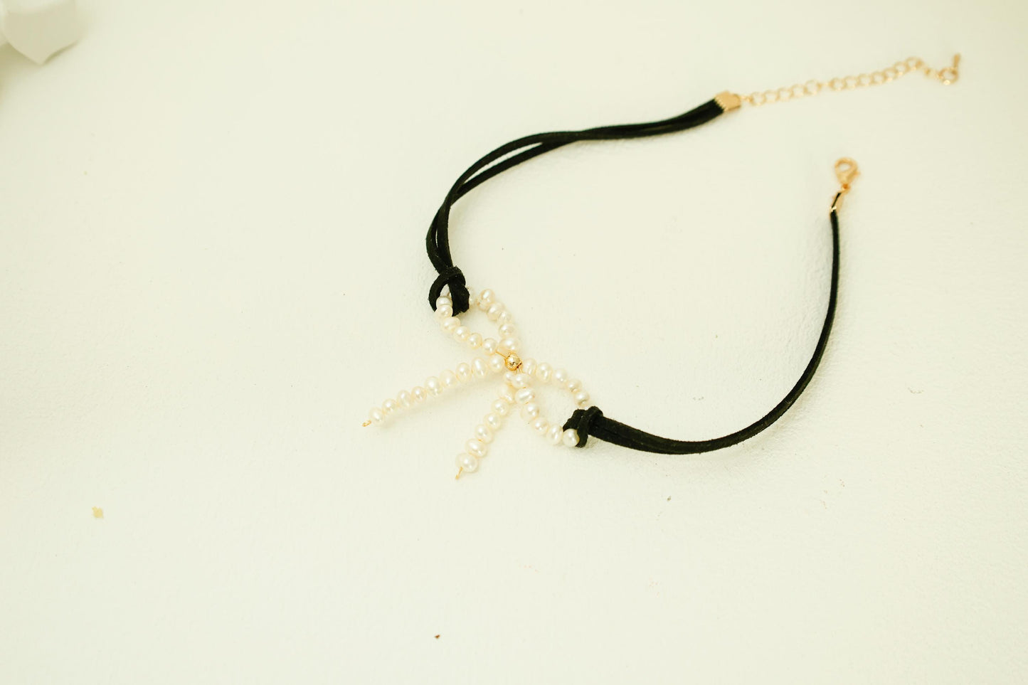 Freshwater Pearl Bow Choker - Crafted with Brass