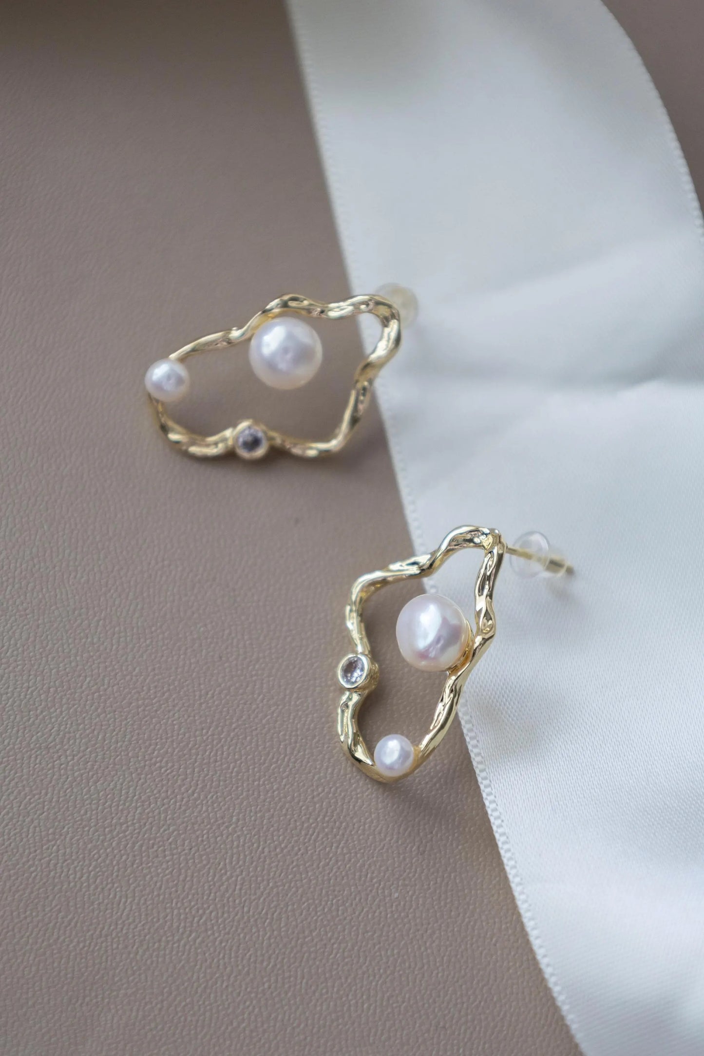 Freshwater Pearl Hoop Stud Earrings - Crafted with freshwater pearl