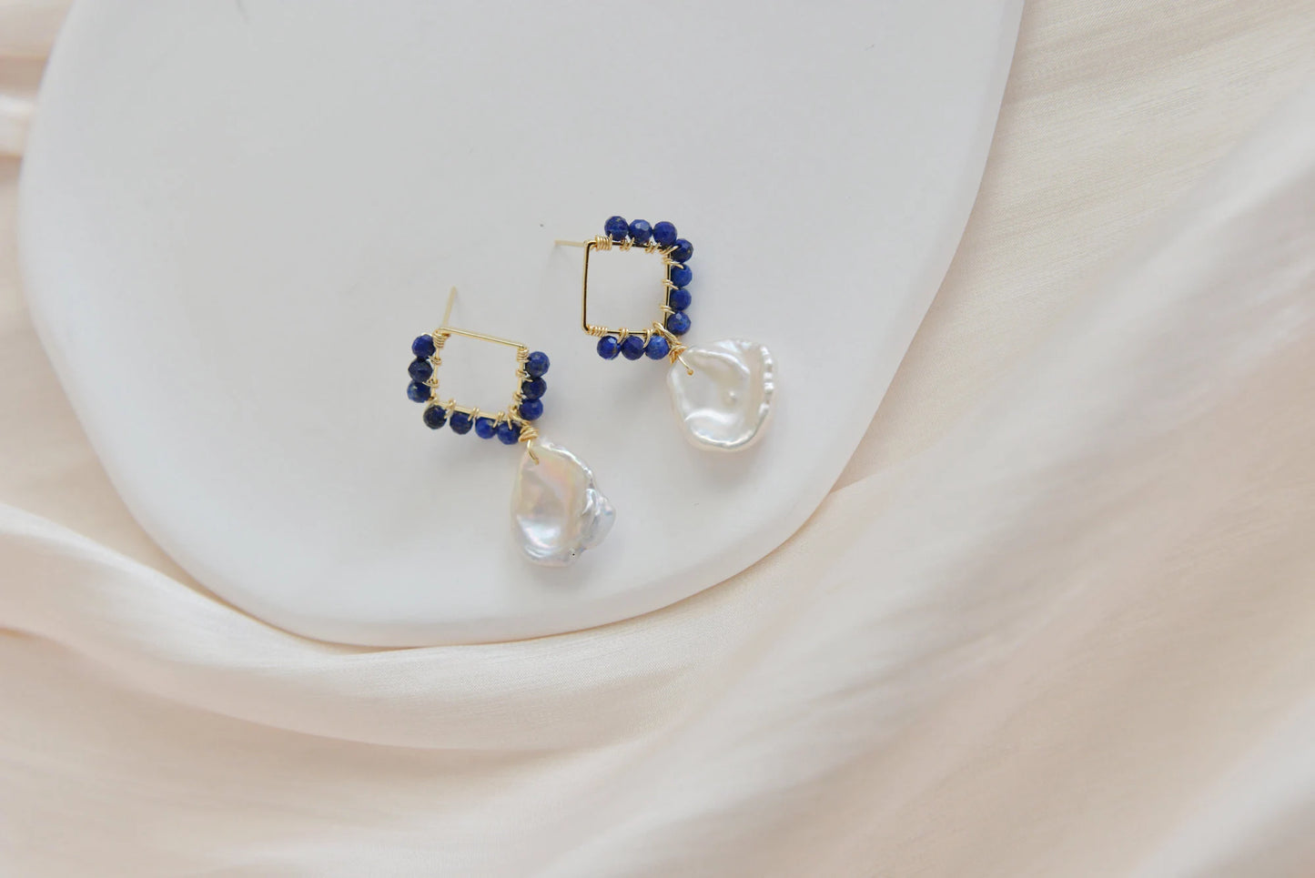 Handmade natural gemstone earring/lapis lazuli +pearl drop earrings
