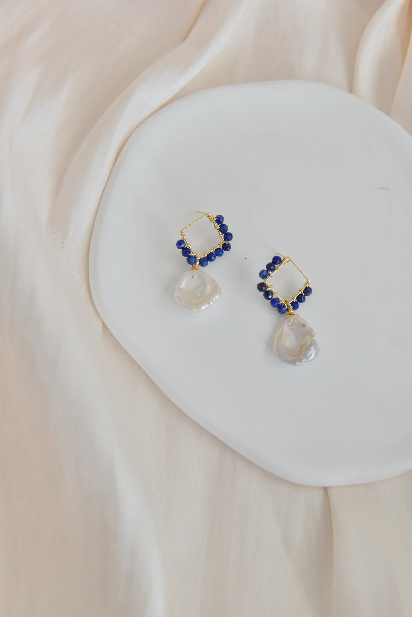 Handmade natural gemstone earring/lapis lazuli +pearl drop earrings