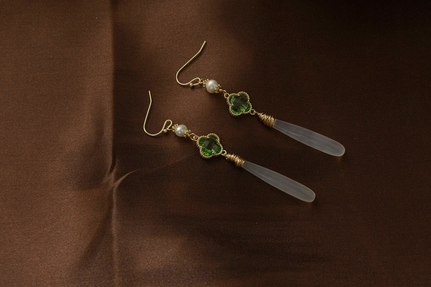 Handmade genuine baroque pearls earring/ Timeless Elegance - Crafted with Brass