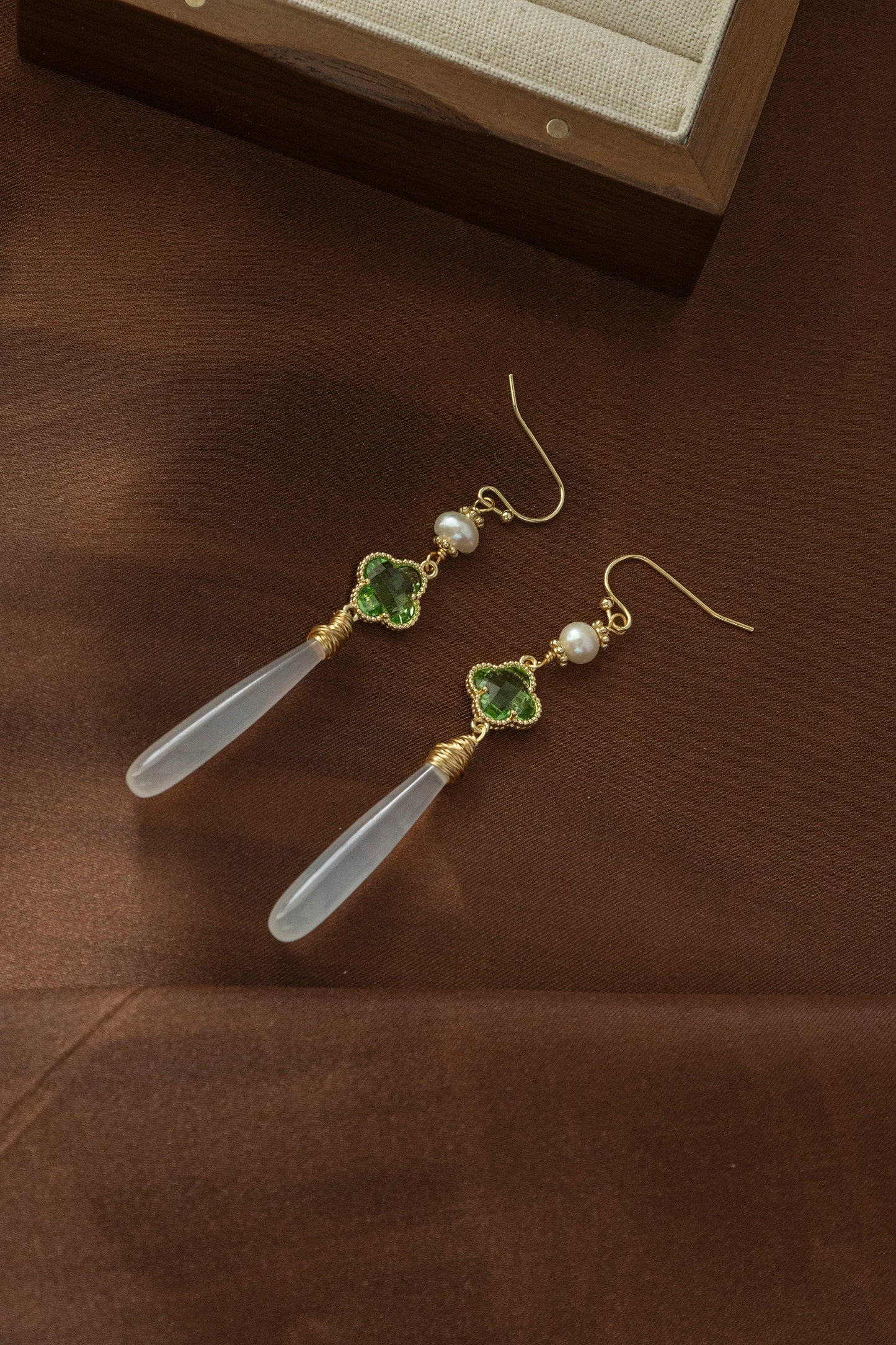 Handmade genuine baroque pearls earring/ Timeless Elegance - Crafted with Brass