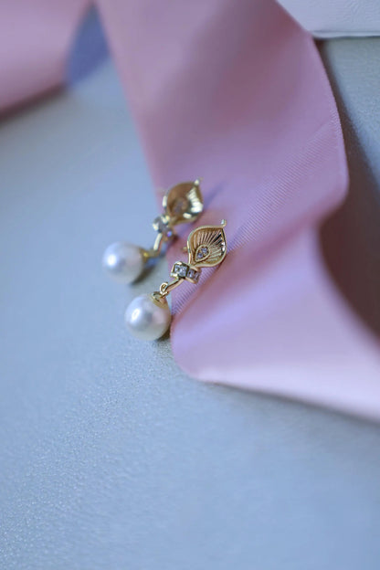 Gold Calla Lily Earrings - Crafted with freshwater pearl, natural