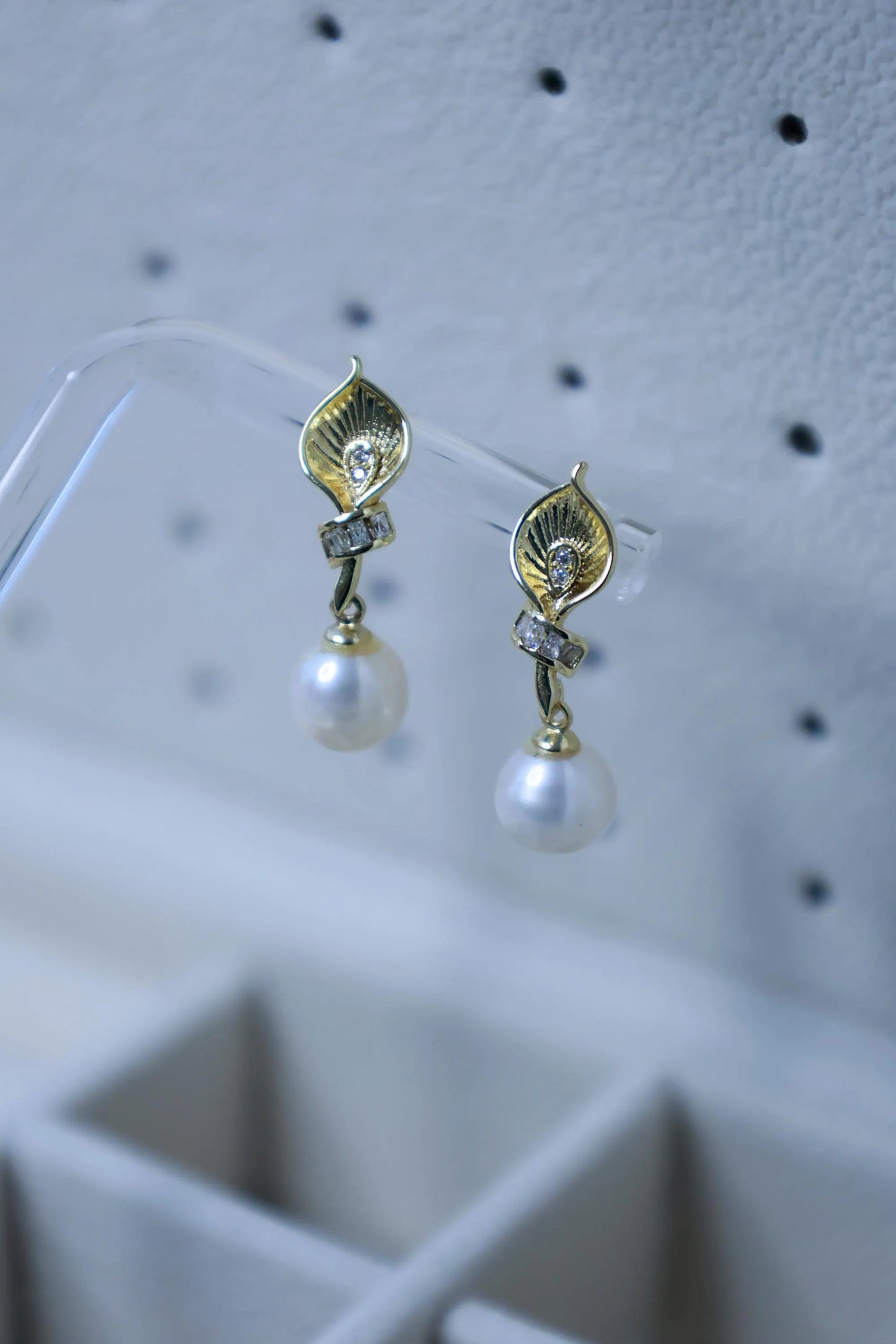 Gold Calla Lily Earrings - Crafted with freshwater pearl, natural