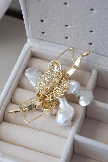 Sterling Silver Holly Leaf Baroque Pearl Brooch - Crafted with Read