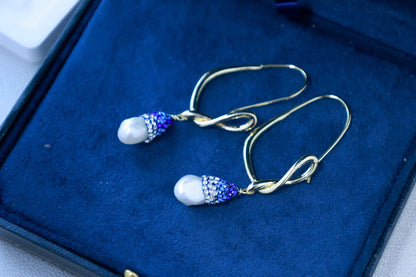 Baroque Pearl Hoop Earrings - Crafted with baroque pearl, natural