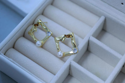 Handmade Square Pearl Stud Earrings - Crafted with freshwater pearl
