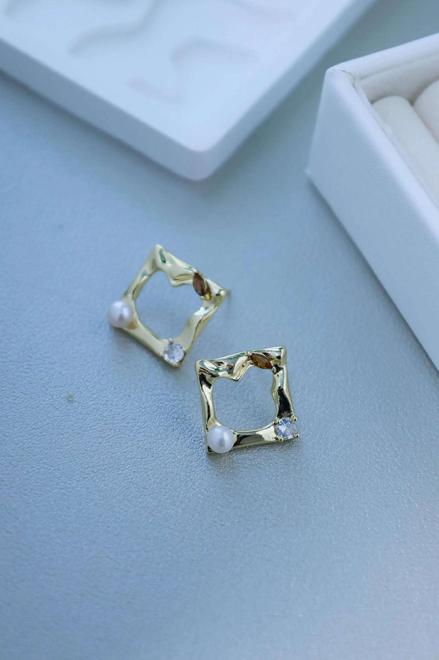 Handmade Square Pearl Stud Earrings - Crafted with freshwater pearl