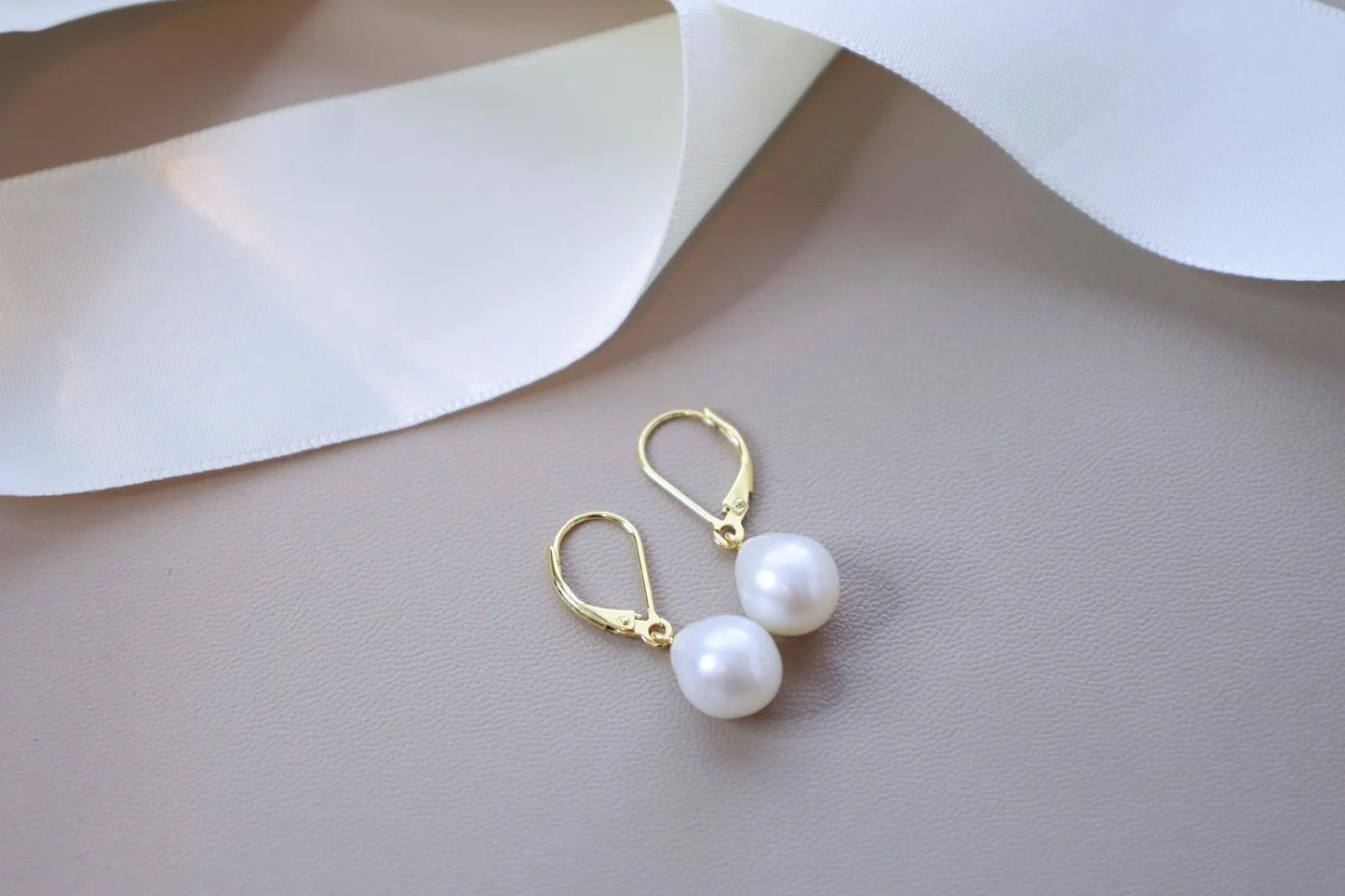 S925 Sterling Silver Teardrop Pearl Dangle Earrings - Elegant Bridal & Everyday Gift