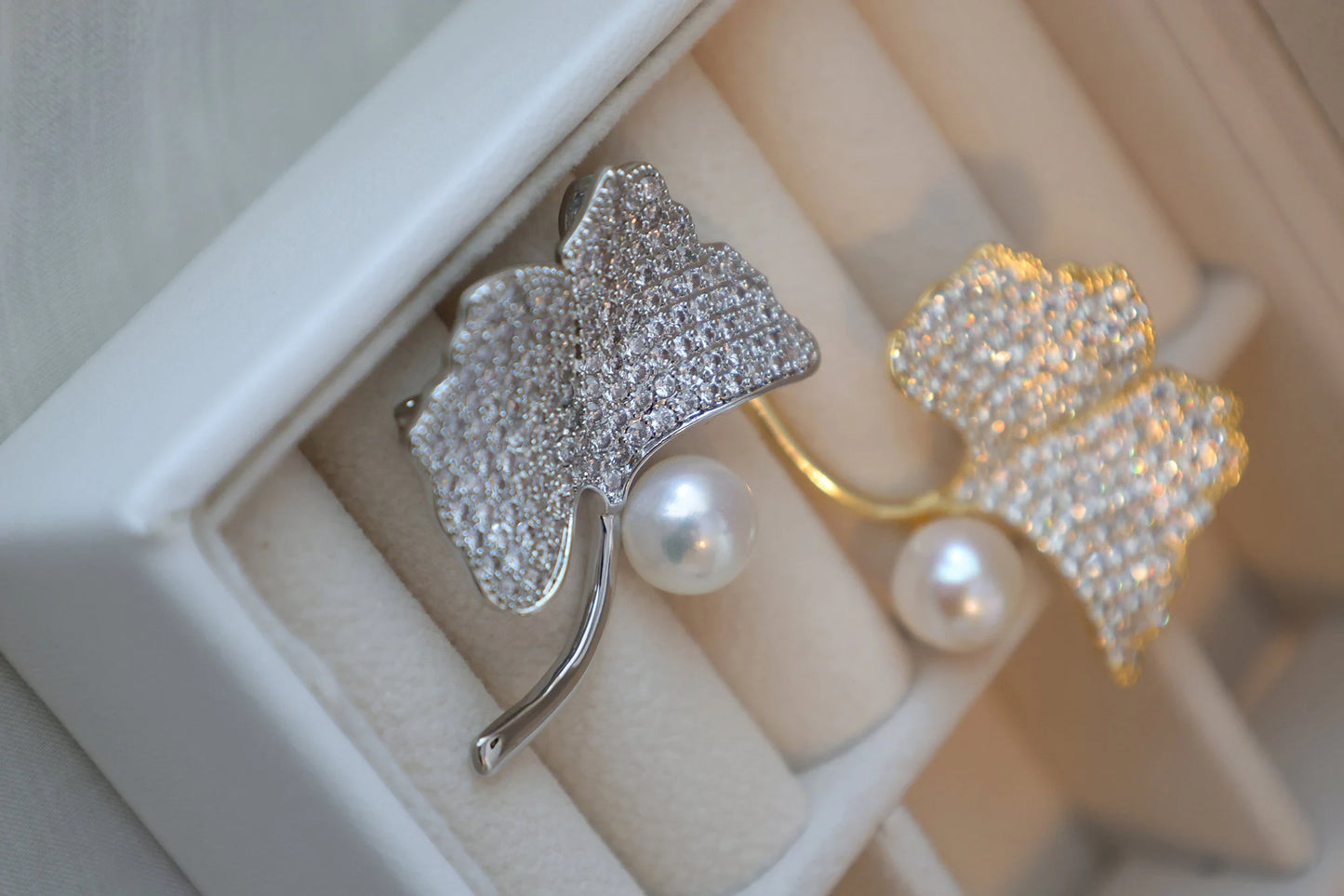 Handmade pearl brooch/Ginkgo Biloba Brooch with Sparkling Rhinestones