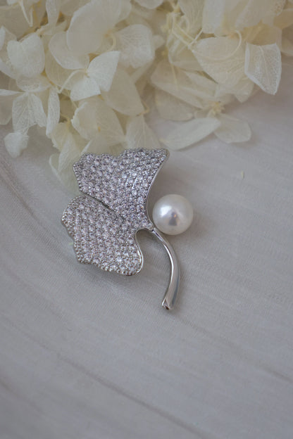 Handmade pearl brooch/Ginkgo Biloba Brooch with Sparkling Rhinestones