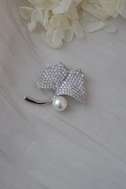 Handmade pearl brooch/Ginkgo Biloba Brooch with Sparkling Rhinestones