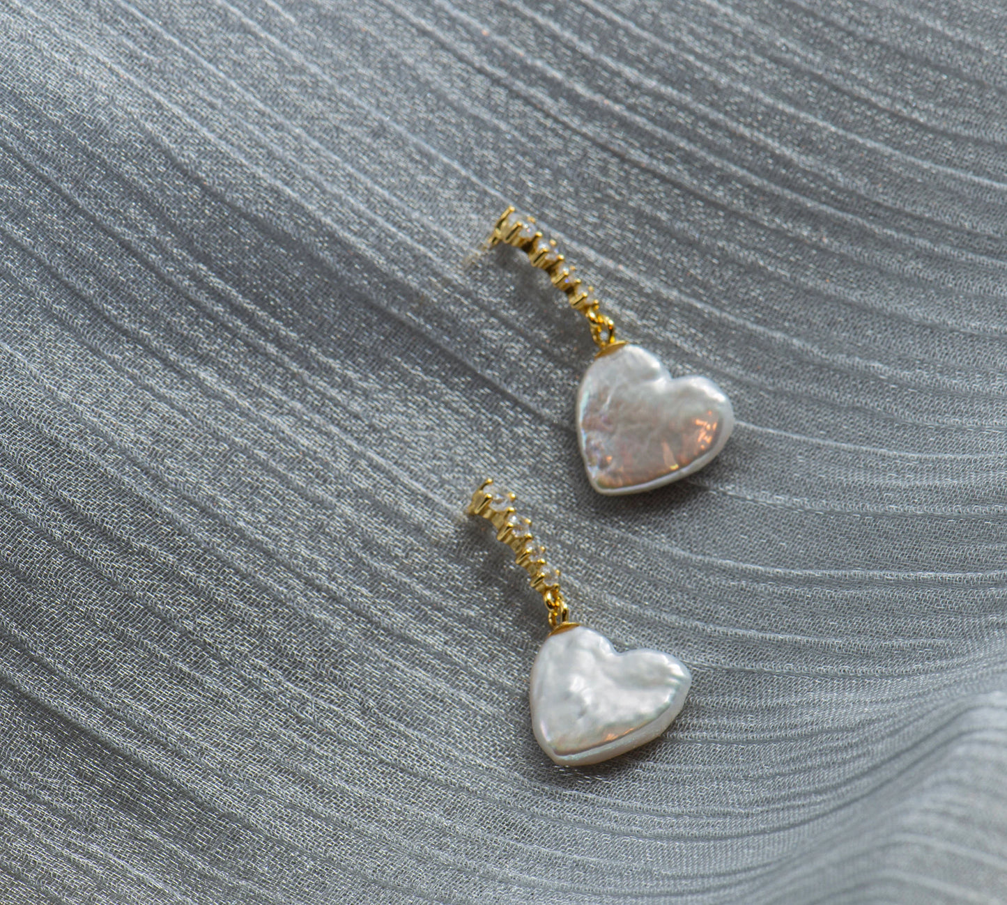 Natural Pearl Heart Earrings/ Freshwater Pearl Earring / Dangle