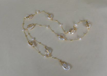 Handmade Luxury Natural Baroque Pearl Pendant Necklace/ Gold wrapped