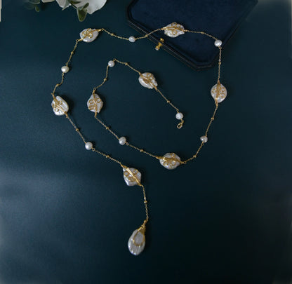 Handmade Luxury Natural Baroque Pearl Pendant Necklace/ Gold wrapped