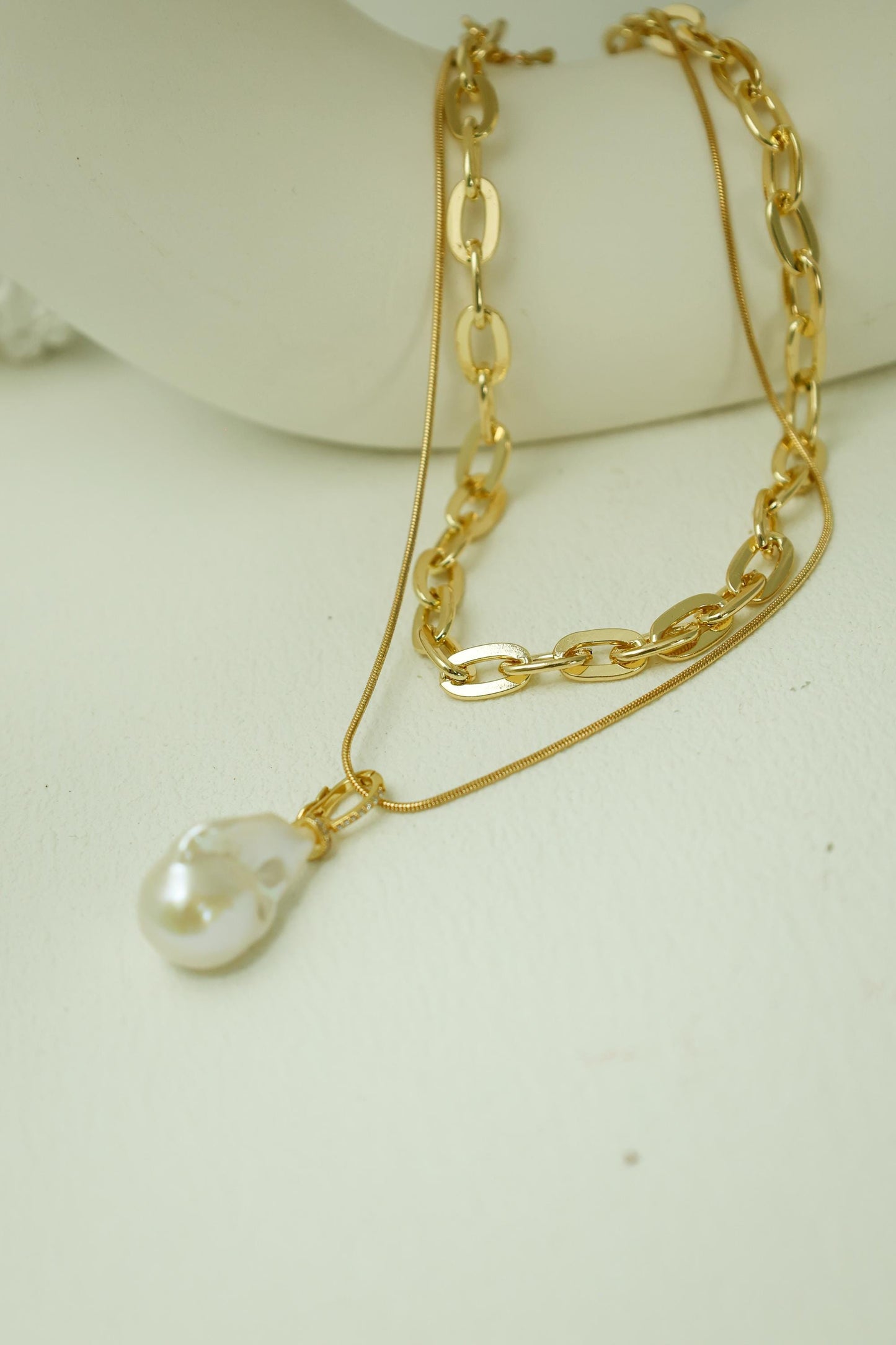 Chunky Layered Chain & Baroque Pearl Necklace