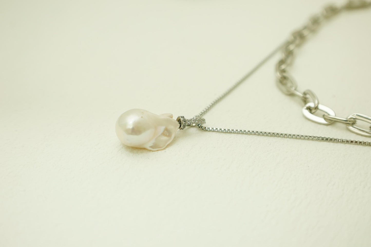 Chunky Layered Chain & Baroque Pearl Necklace