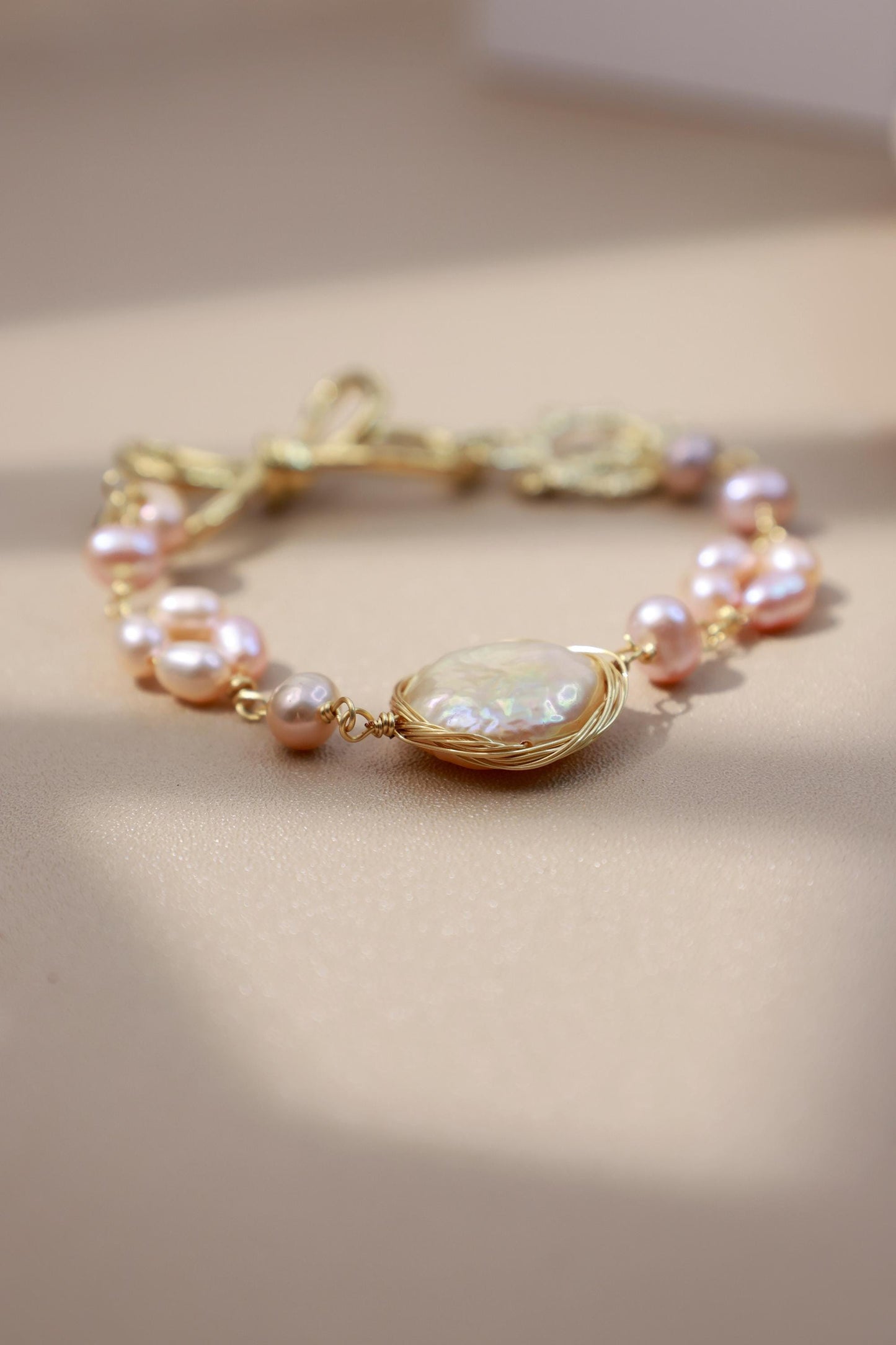 Baroque Pearl Bow Knot Bracelet