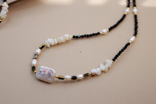 Hand-Painted Flower Black Spinel Pearl Set