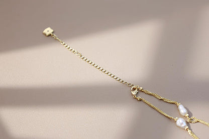 Cloud-Like Pearl Cluster Necklace