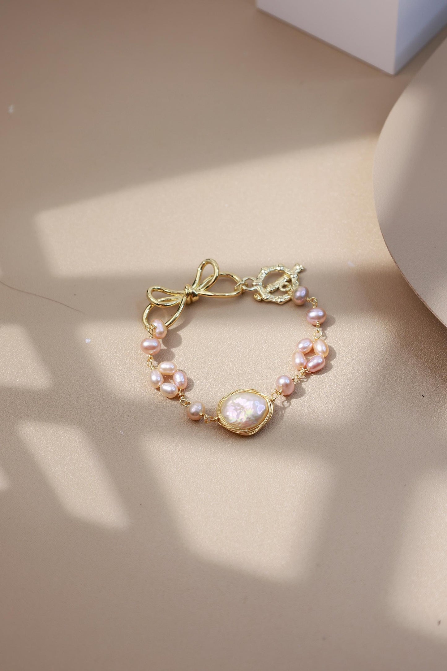 Baroque Pearl Bow Knot Bracelet