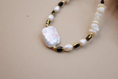 Hand-Painted Flower Black Spinel Pearl Set