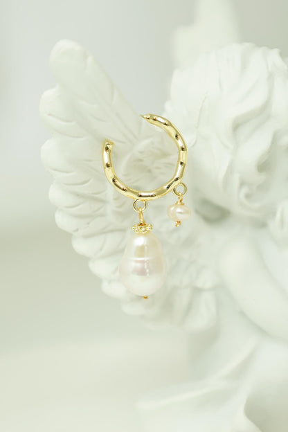 Minimalist Baroque Pearl Lever-back Hoops