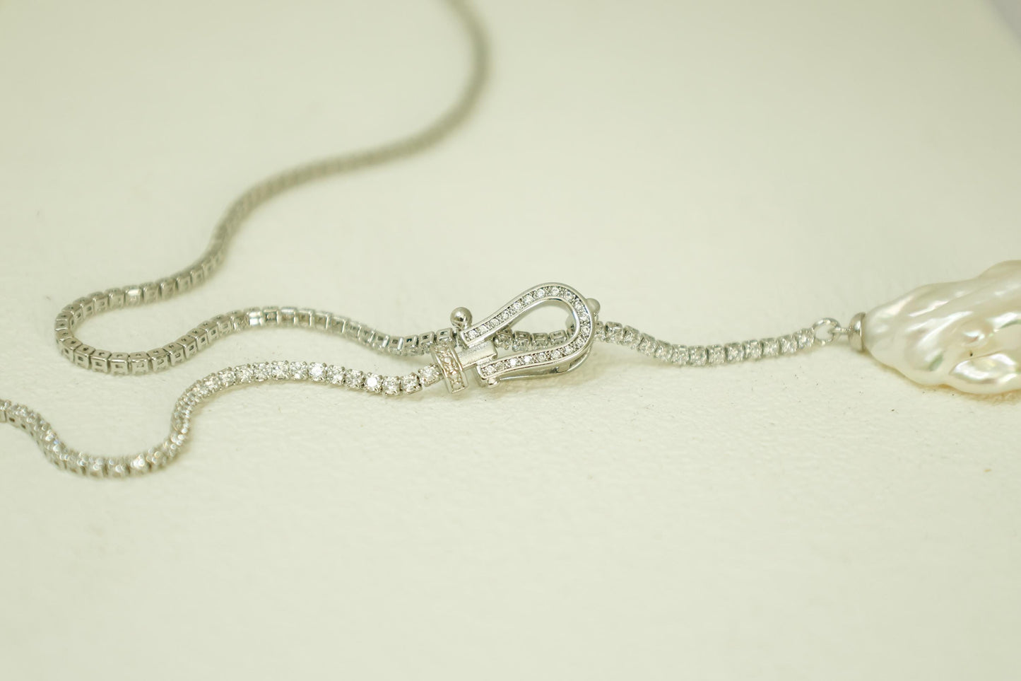 Adjustable Baroque Pearl Lariat Necklace