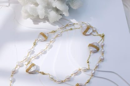 Embellished Baroque Pearl Layered Sweater Chain