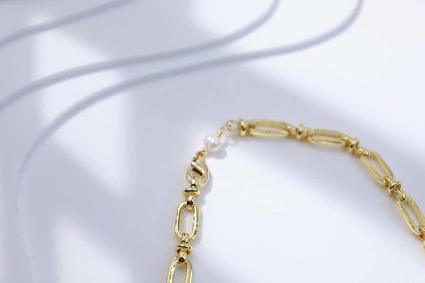 Baroque Coin Pearl Paperclip Chain Necklace
