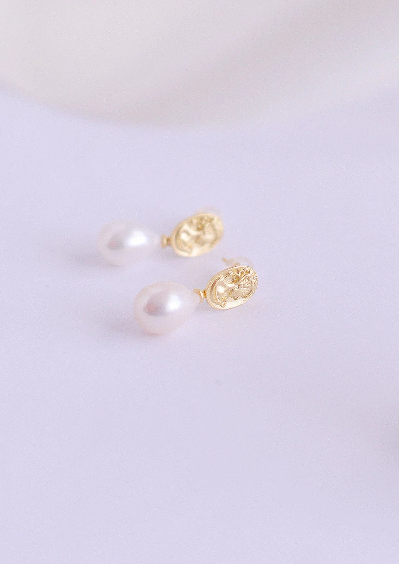 Handmade  Teardrop freshwater pearl  drop Earring/Exquisite