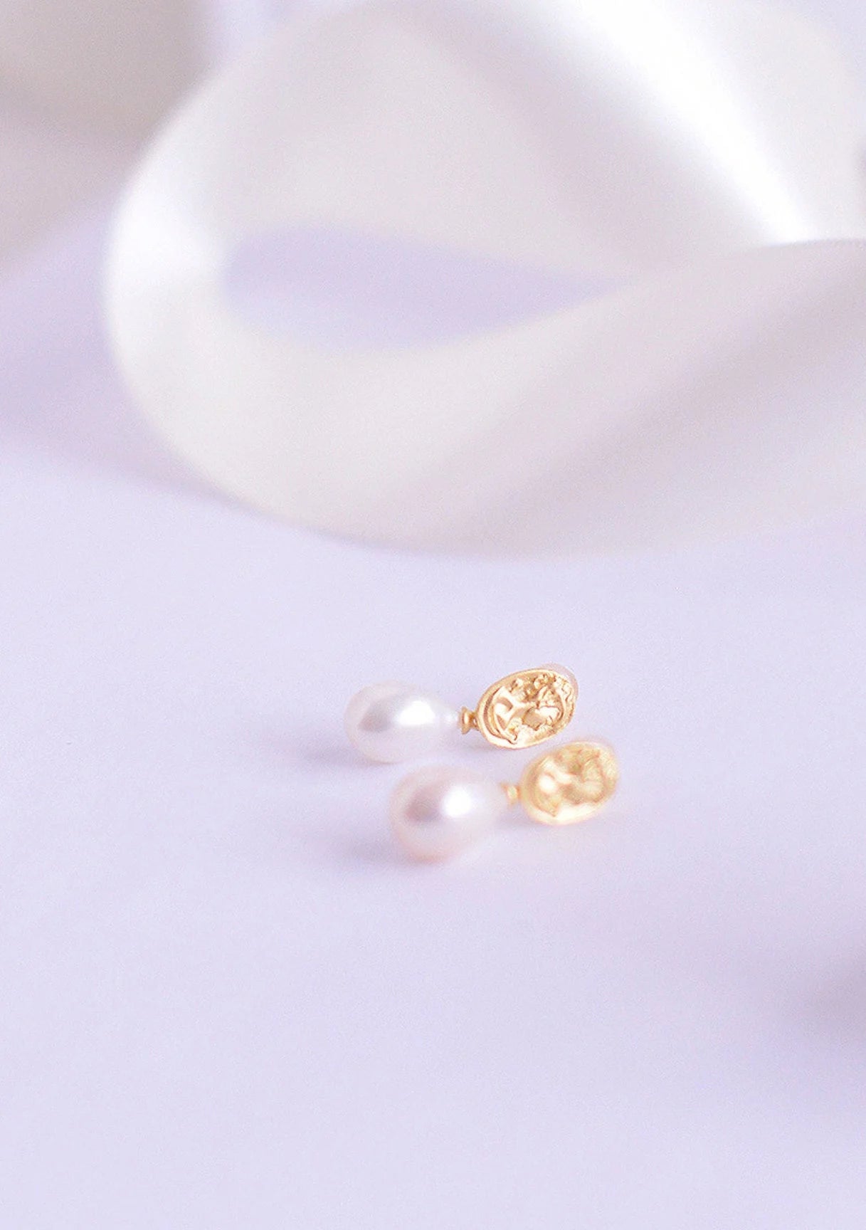 Handmade  Teardrop freshwater pearl  drop Earring/Exquisite