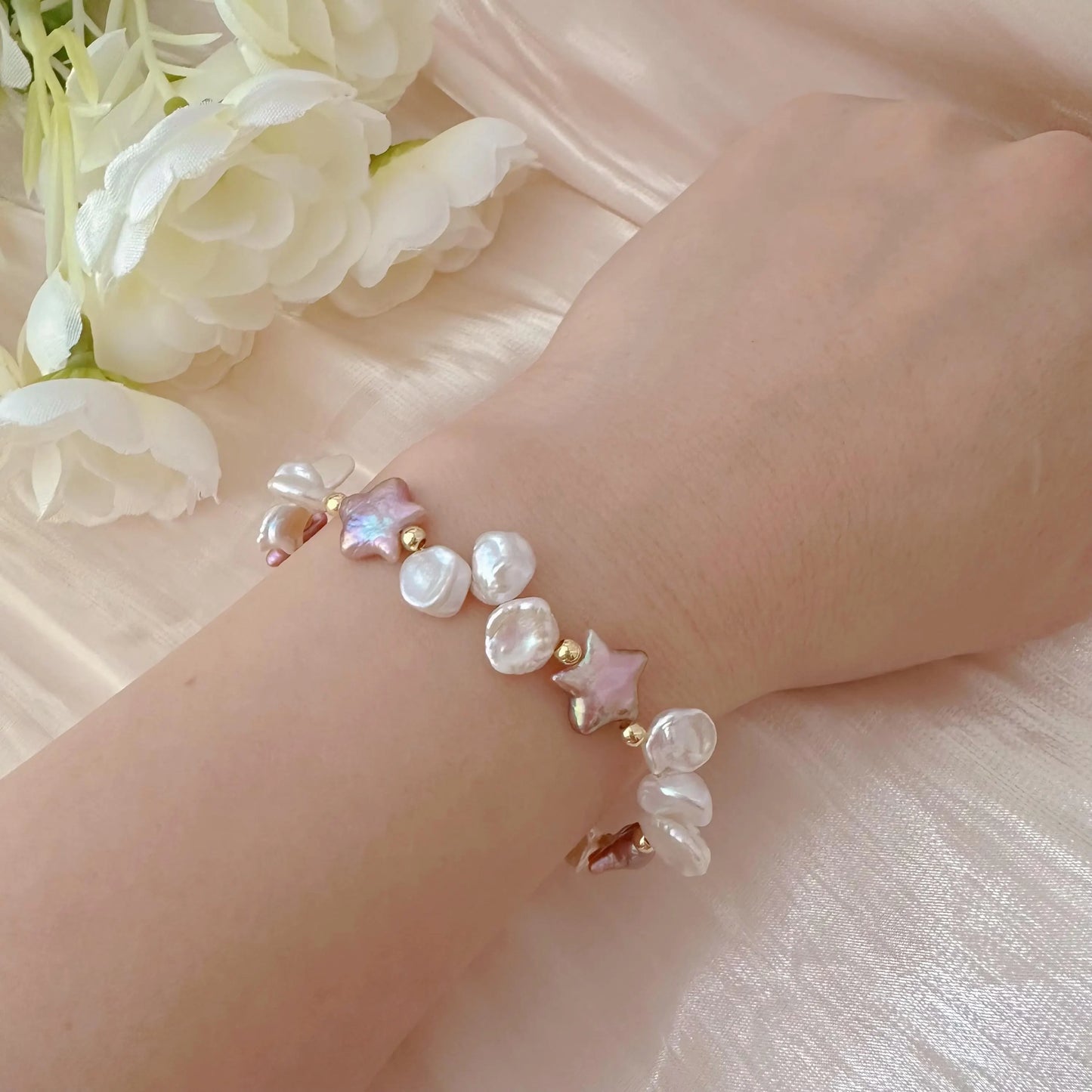 Baroque Pearl Bracelet - Crafted with Brass